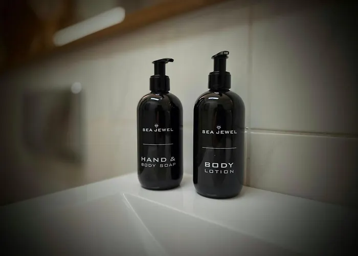 Apartment Heat & Reed Stedar