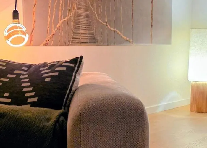 Heat & Reed Apartment Stedar