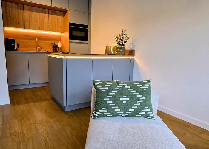 Heat & Reed Apartment Stedar